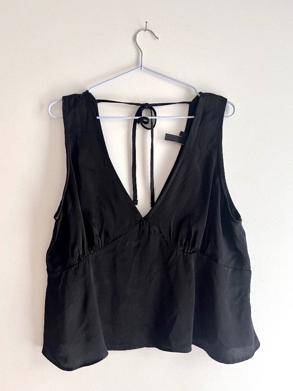Nobody's Child swingy tie-back top in black satin - UK16